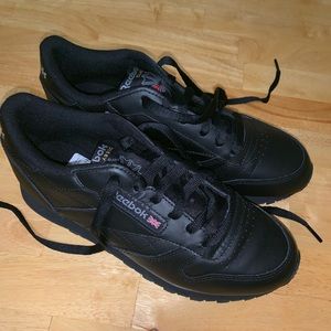 Never worn! Black Reebok Classic sneakers